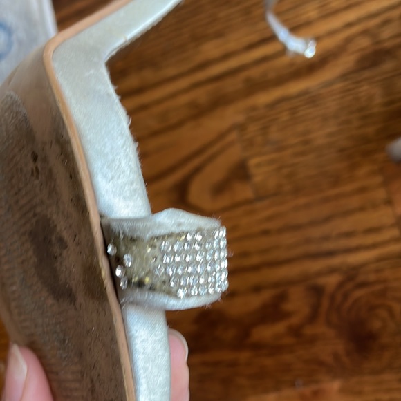 Steve Madden Stacey Sandal heels with Rhinestones - Picture 7 of 9